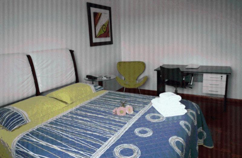 Cristal Executive Hotel Francisco Beltrão Pokoj fotografie